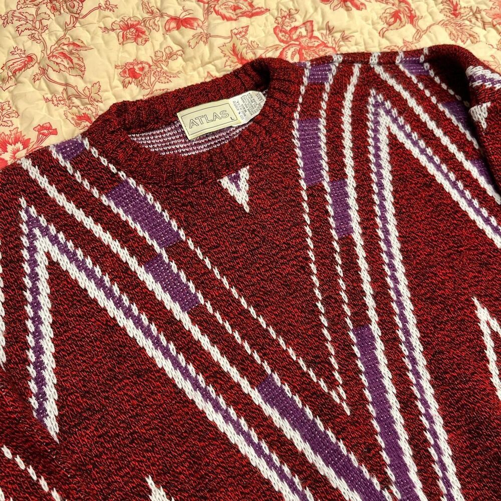 Beautiful Vintage 90s ATLAS super soft not itchy at all Purple and Red sweater - Picture 2 of 4